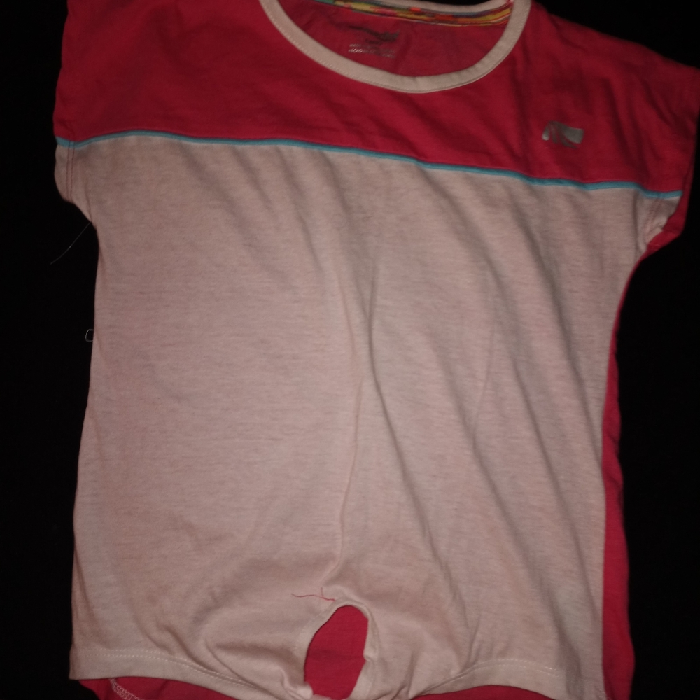 Toddler girl size 6 t-shirt